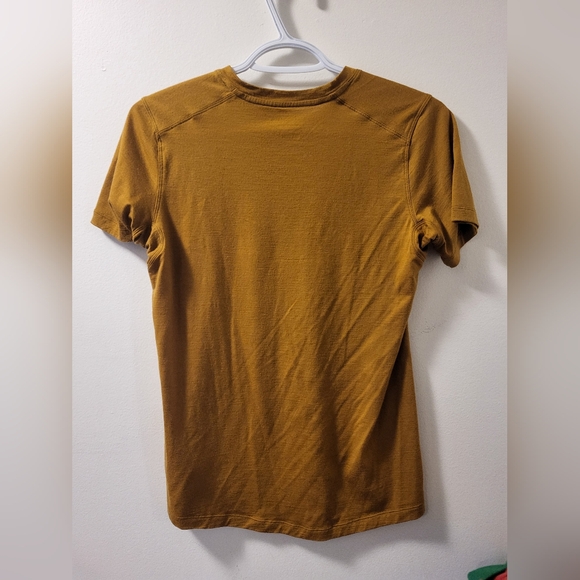 Arcteryx Lana Merino Wool tshirt - women's xs - Picture 4 of 4